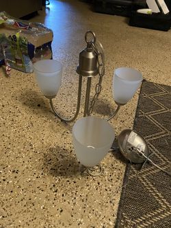 3 bulbs chandelier and a 5 chandelier set