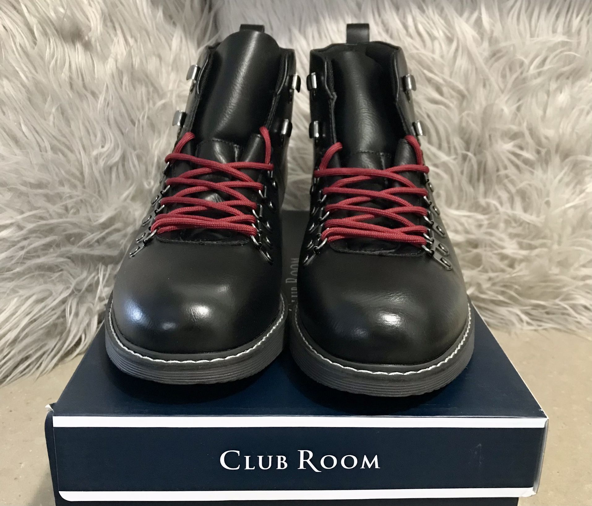Size 11.5 Club Room Men's Lug Boots