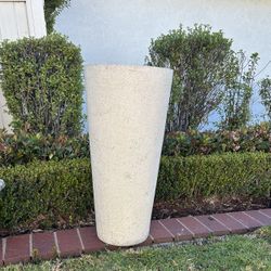 Tall Resin Lightweight Garden Planter Pot Planter Flowers Plants Succulents Trees 28x14”