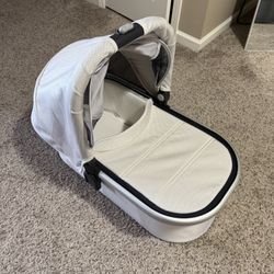 Uppababy bassinet