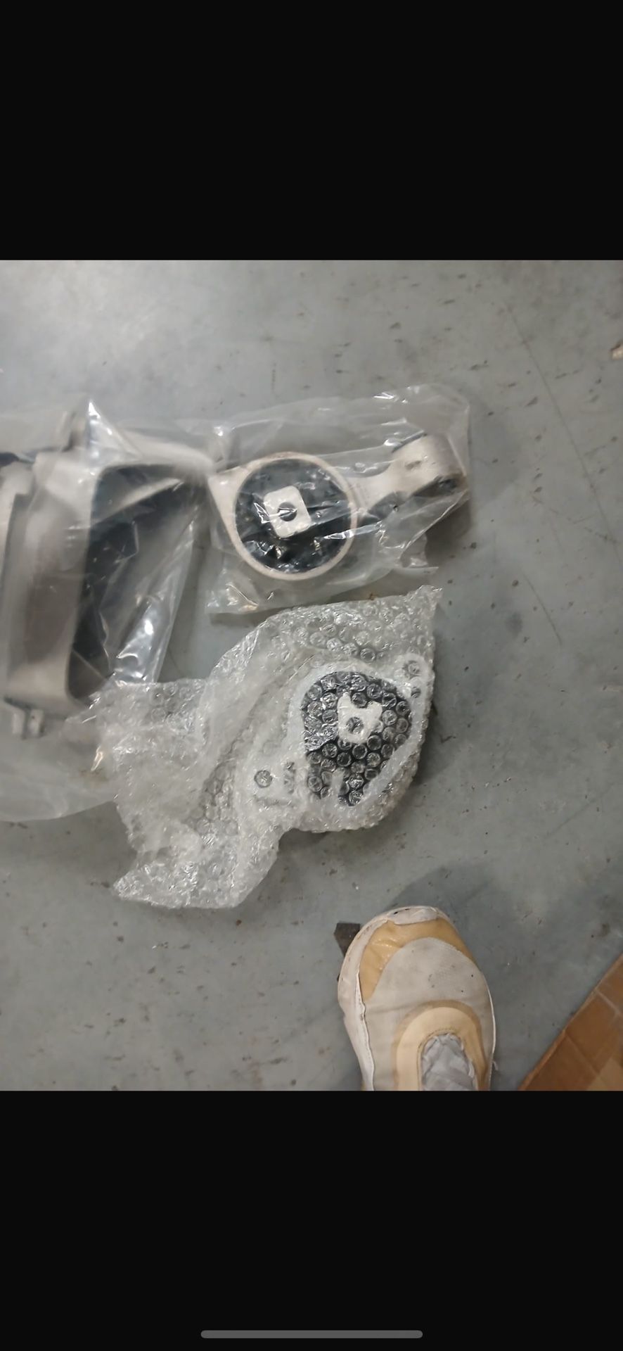 2008 Nissan Altima motor mounts 3 pieces
