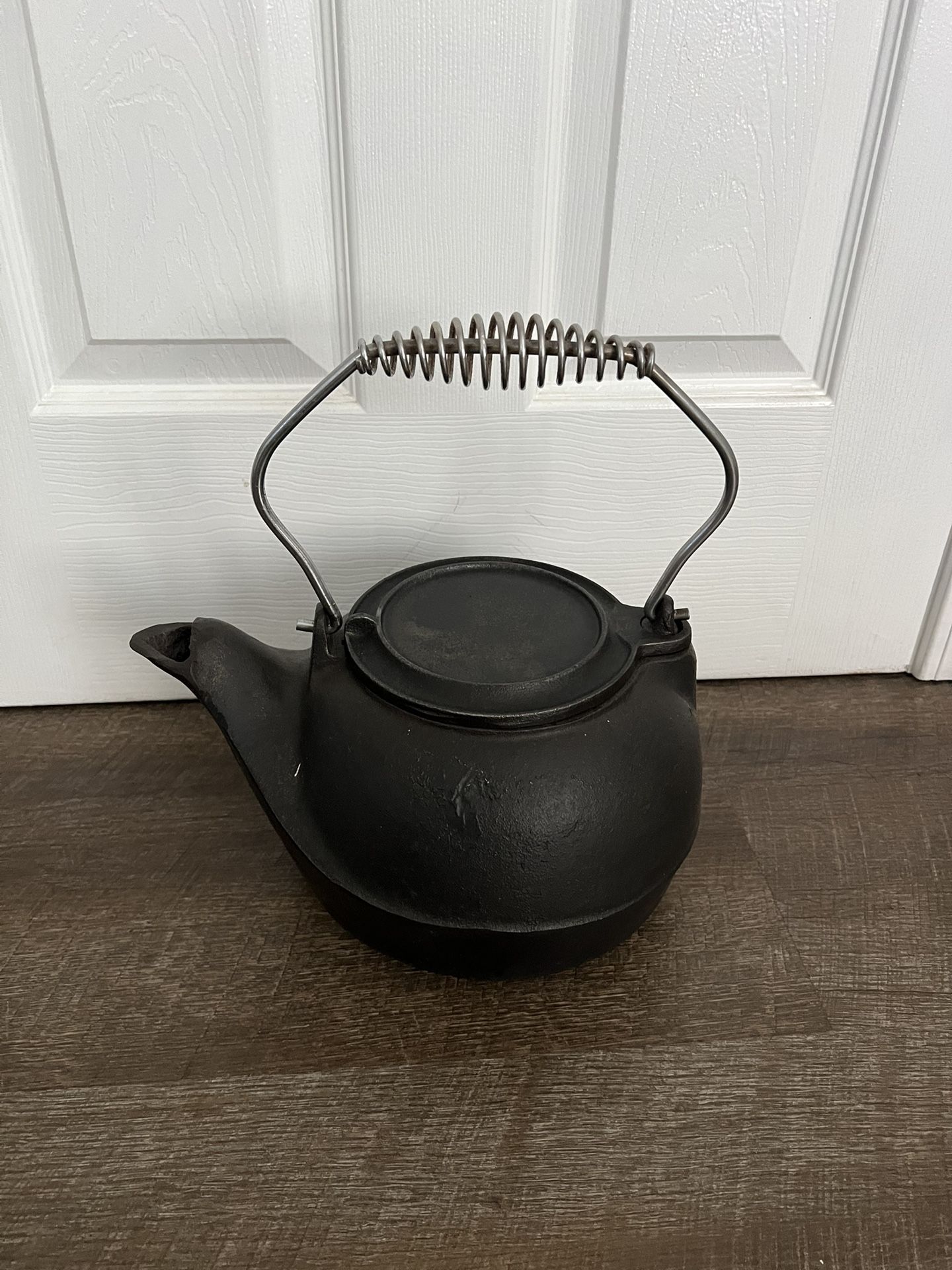 Cast Iron Kettle