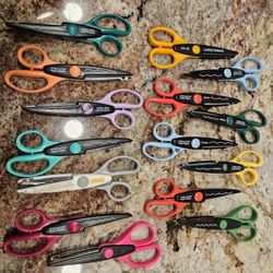 15 Fiskars Paper Edgers Scissors
