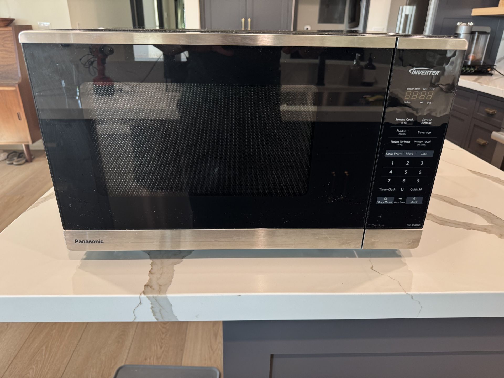 Panasonic 1.3 cu. ft. Inverter Microwave