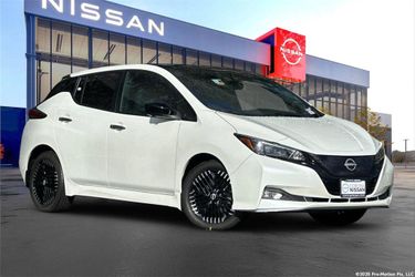 2024 Nissan LEAF