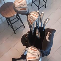 Full Set Of Golf Clubs With A Hybrid 