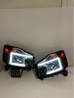 Nissan Titan 2004-2014 headlights