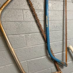 Two Saws 