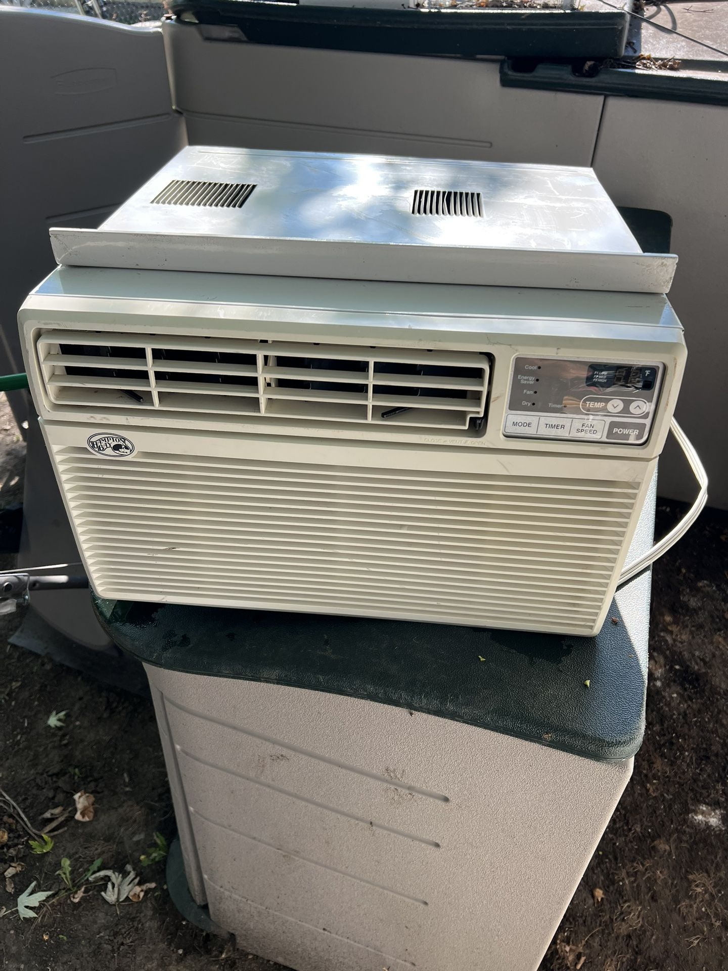 Hampton Bay Air Conditioner 10,000 BTUs HBLG1004R