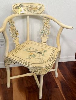 Vintage Mid-Century Chinese Horseshoe Back Corner Chair - Hand-Painted Floral & Bird Motif $120 OBO