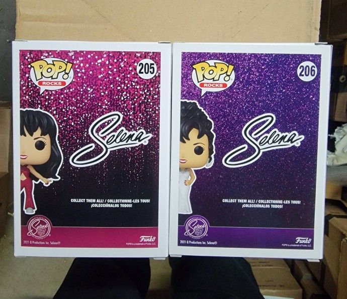 FUNKO ROCKS: SELENA (GLITTER & DIAMOND COLLECTION EXCL) BUNDLE **SOLD INDIVIDUALLY TOO** 🔥 (PERFECT CONDITION/INCLUDES PROTECTORS) **AVAILABLE**