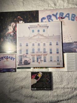 MELANIE MARTINEZ K-12 (Pink Exclusive)