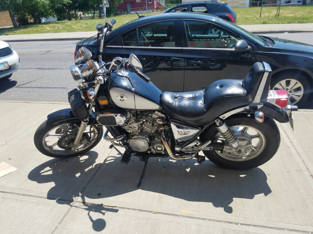 97 Kawasaki Vulcan 750 for ride or parts