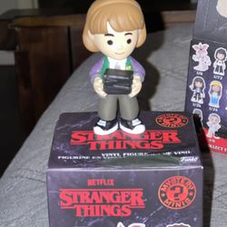 Funko Mini Figure - Stranger Things Season 4 - ROBIN (2.5 inch) 1/12 - New Loose