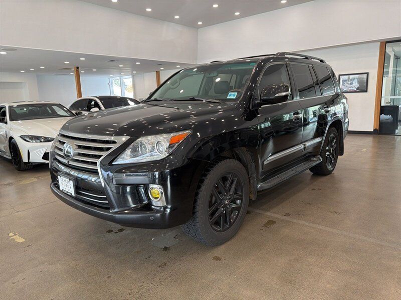 2015 Lexus LX 570