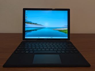 Microsoft Surface Pro 7 | Intel Core i5 | 16GB RAM | 256GB SSD | Windows 11 Pro | Keyboard Included