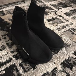 balenciaga speed 2.0  