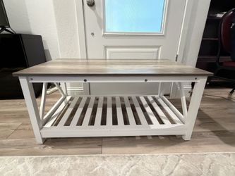 New Farmhouse Coffee Table