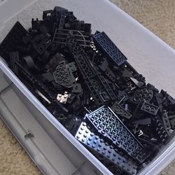 4 Lbs Sorted Black LEGO Lot