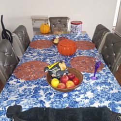 Dining Table Sits 6-8 with Table Extender