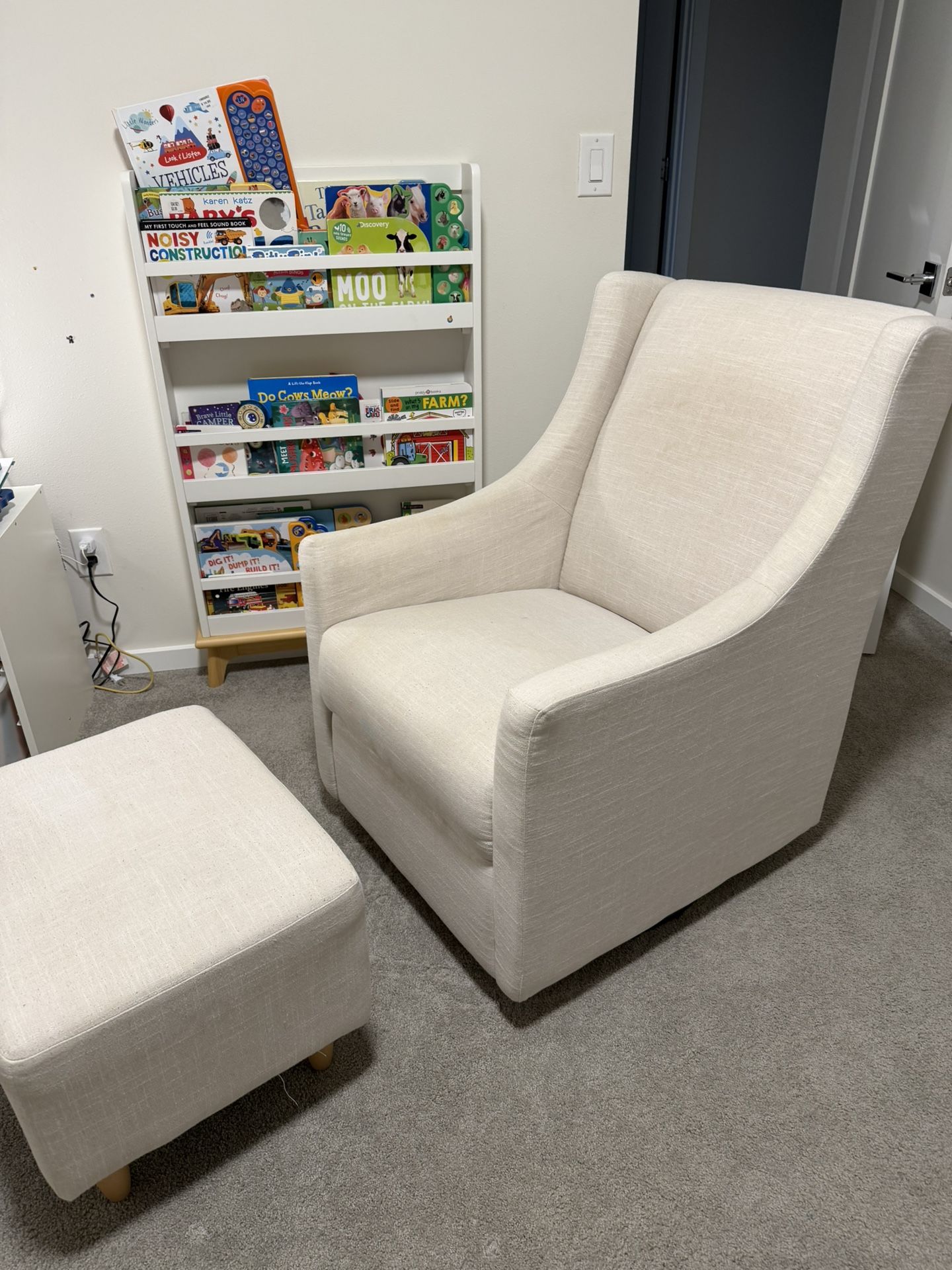 Rocking chair + Ottoman - Beige color