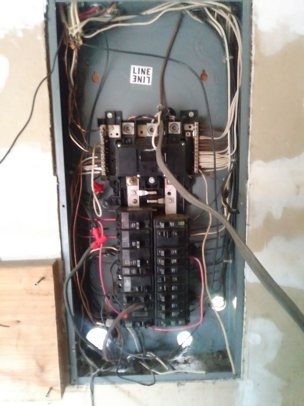 200 amp breaker box for Sale in Olympia, WA - OfferUp