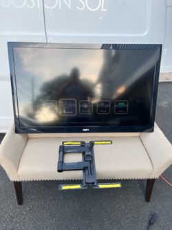 50” SMART HDTV w/ Wall Mount Bracket, Amazon Fire Stick & Remote Control