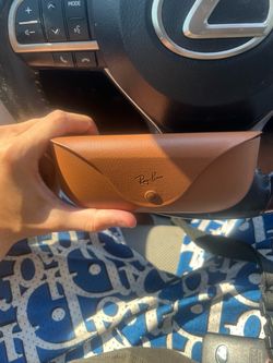 Meta glasses