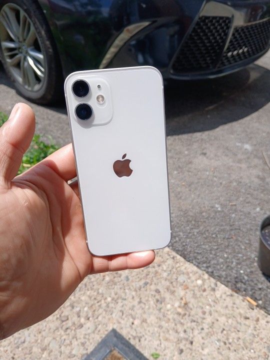 IPhone 12 Unlocked  