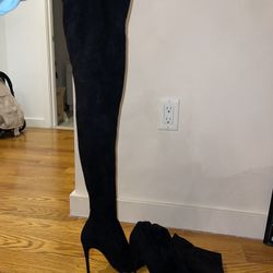 Steve Madden Thigh High Boots Size 6 