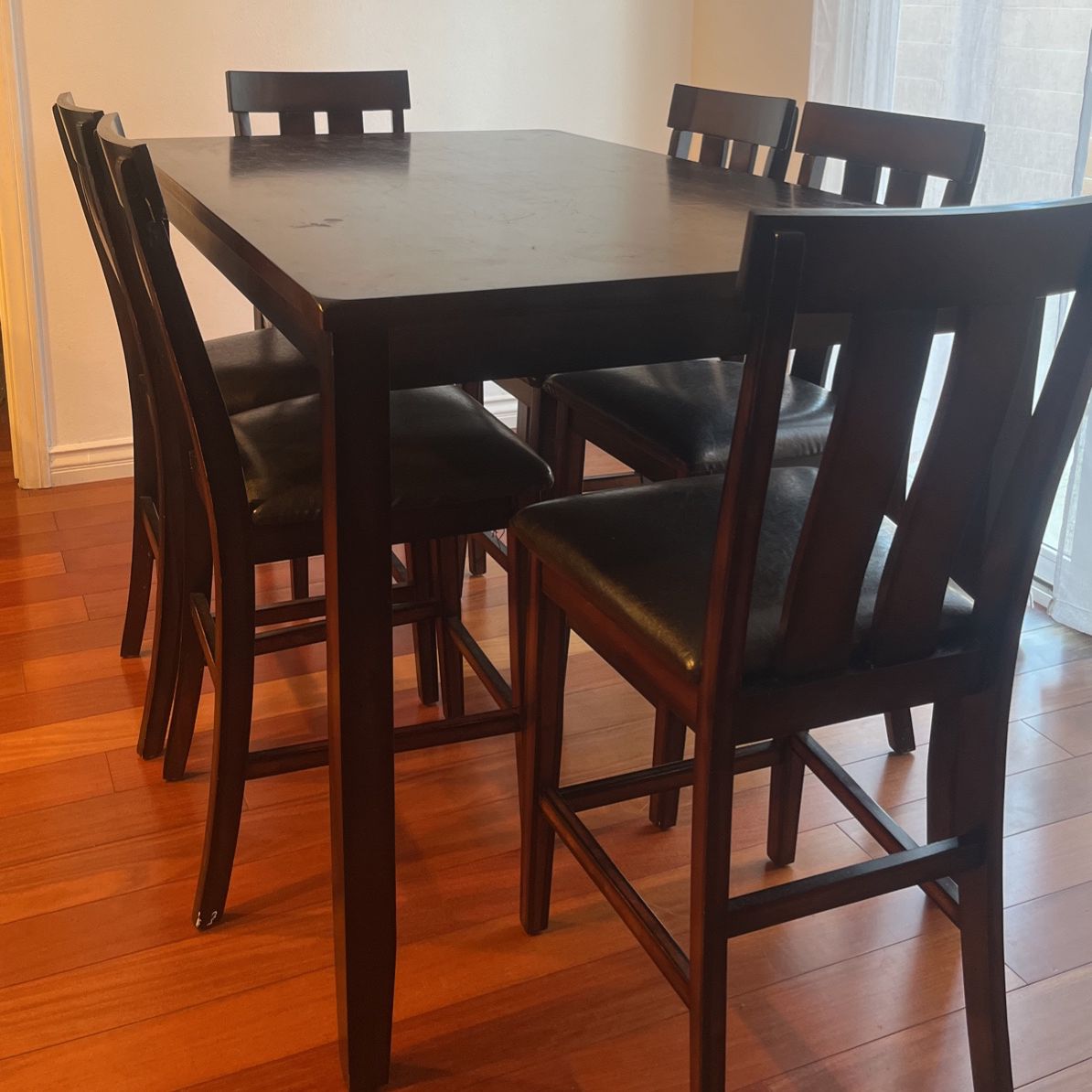 dining table with 6 chairs 