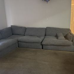 Couch 500 OBO
