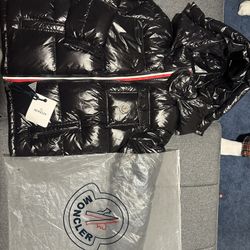 Moncler Puffer 