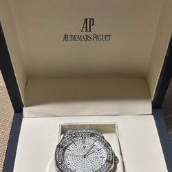 Moissainite Audemars Piguet