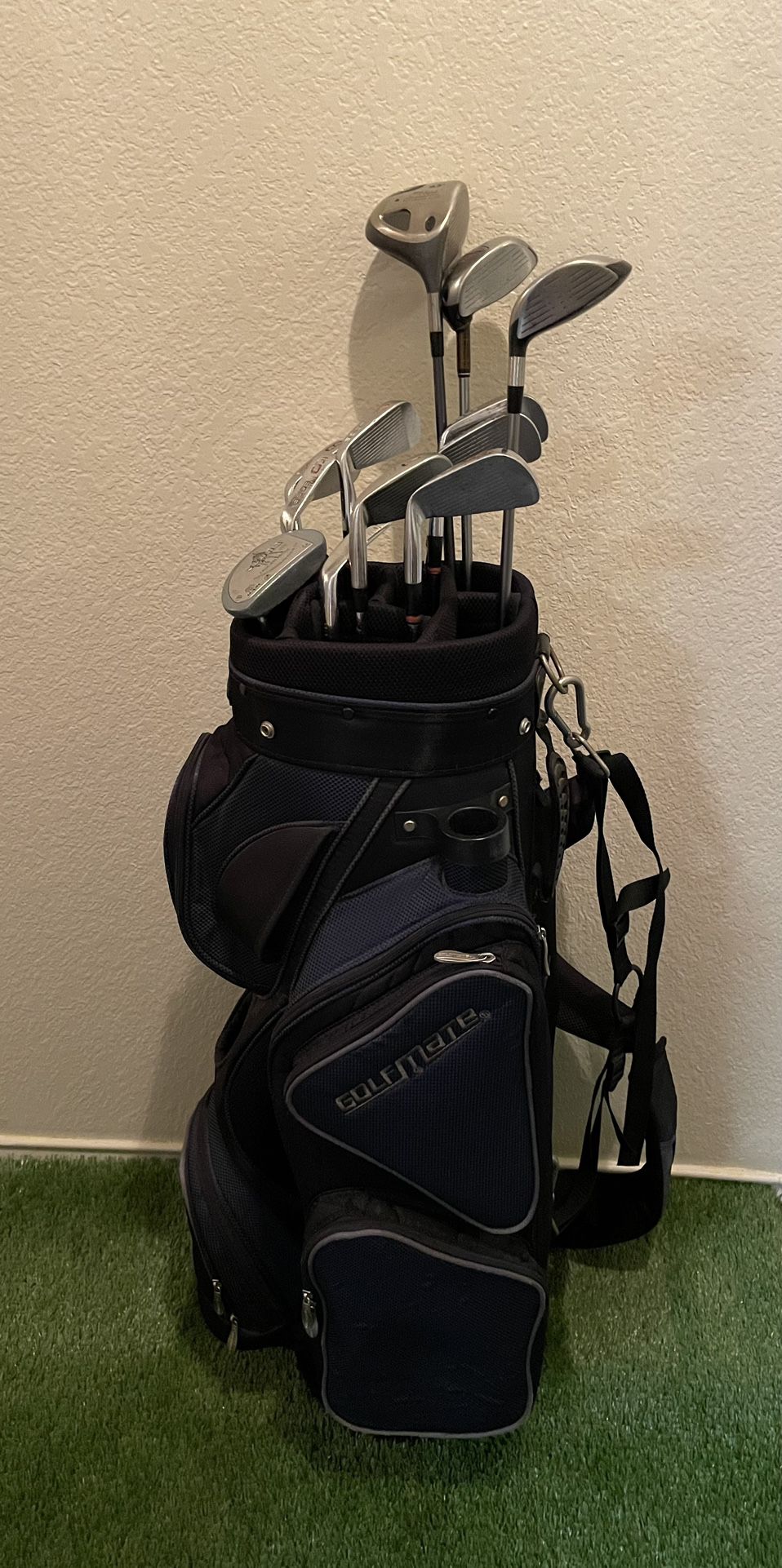 Titleist Hogan Golf Club Set w/Golfmate Bag (RH)