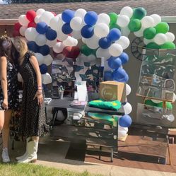 Just In Time For Grad Season! Balloon Arches