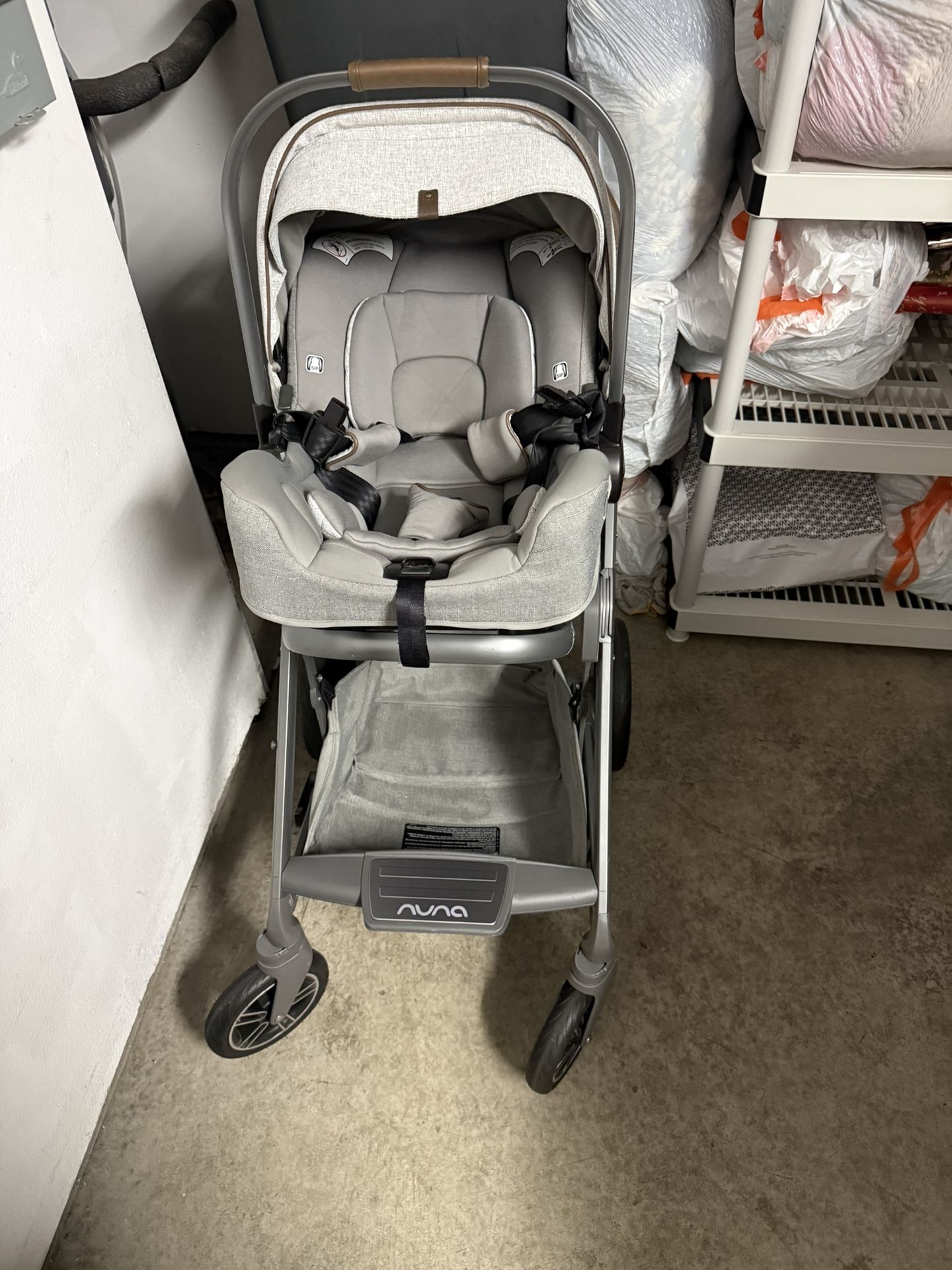 Nuna stroller with Car Seat