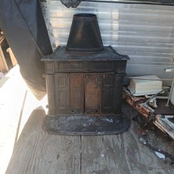Montgomery Ward Franklin Woodburning Stove 