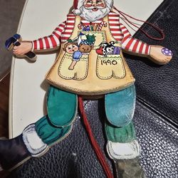 🎅 SANTA WOODEN ORNAMENT VINTAGE 