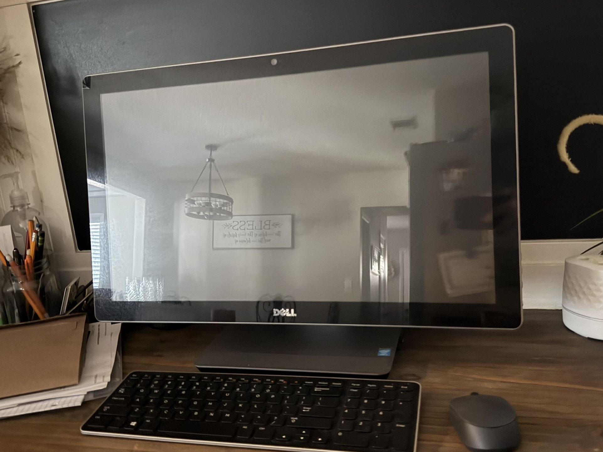 Dell Computer w/wireless key board and mouse