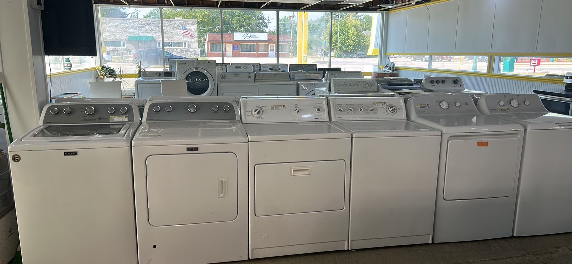 Washers And Dryers Sets $500-$600