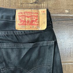 Black Men’s Levi’s Size 36/32