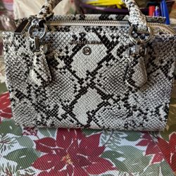 NWT Michael Kors Snake Skin Small Size, Marylin