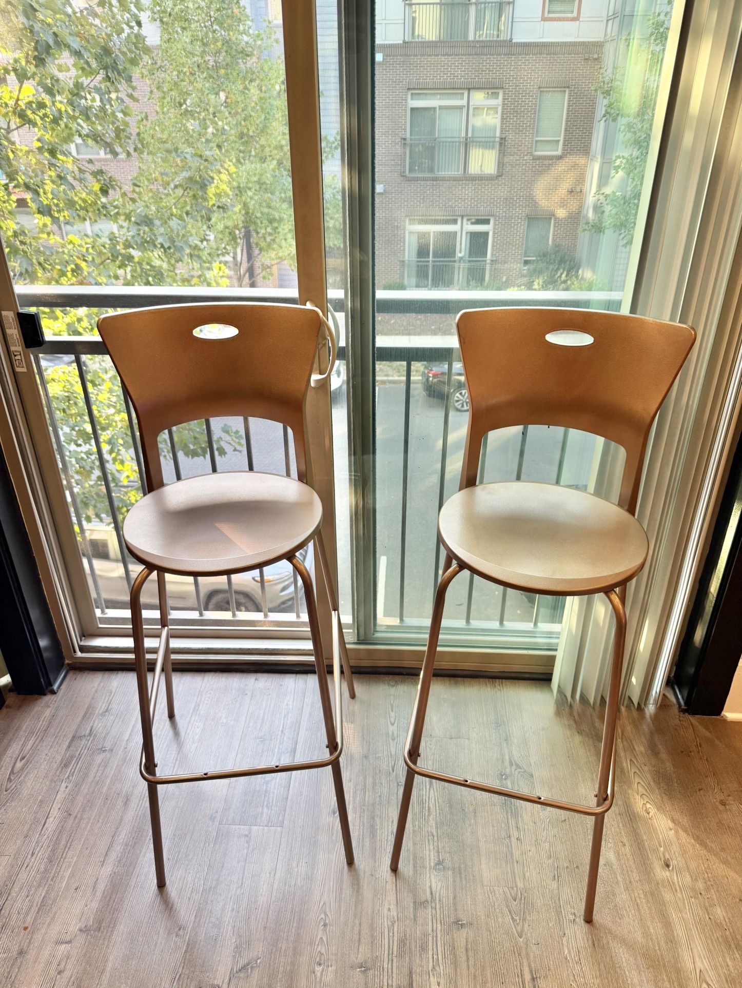 Sleek Bronze Bar Stools – Lightweight & Sturdy, 45” Tall