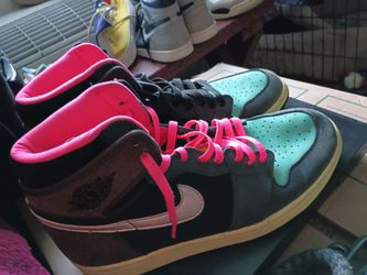 Air Jordan 1 High Top Sneakers