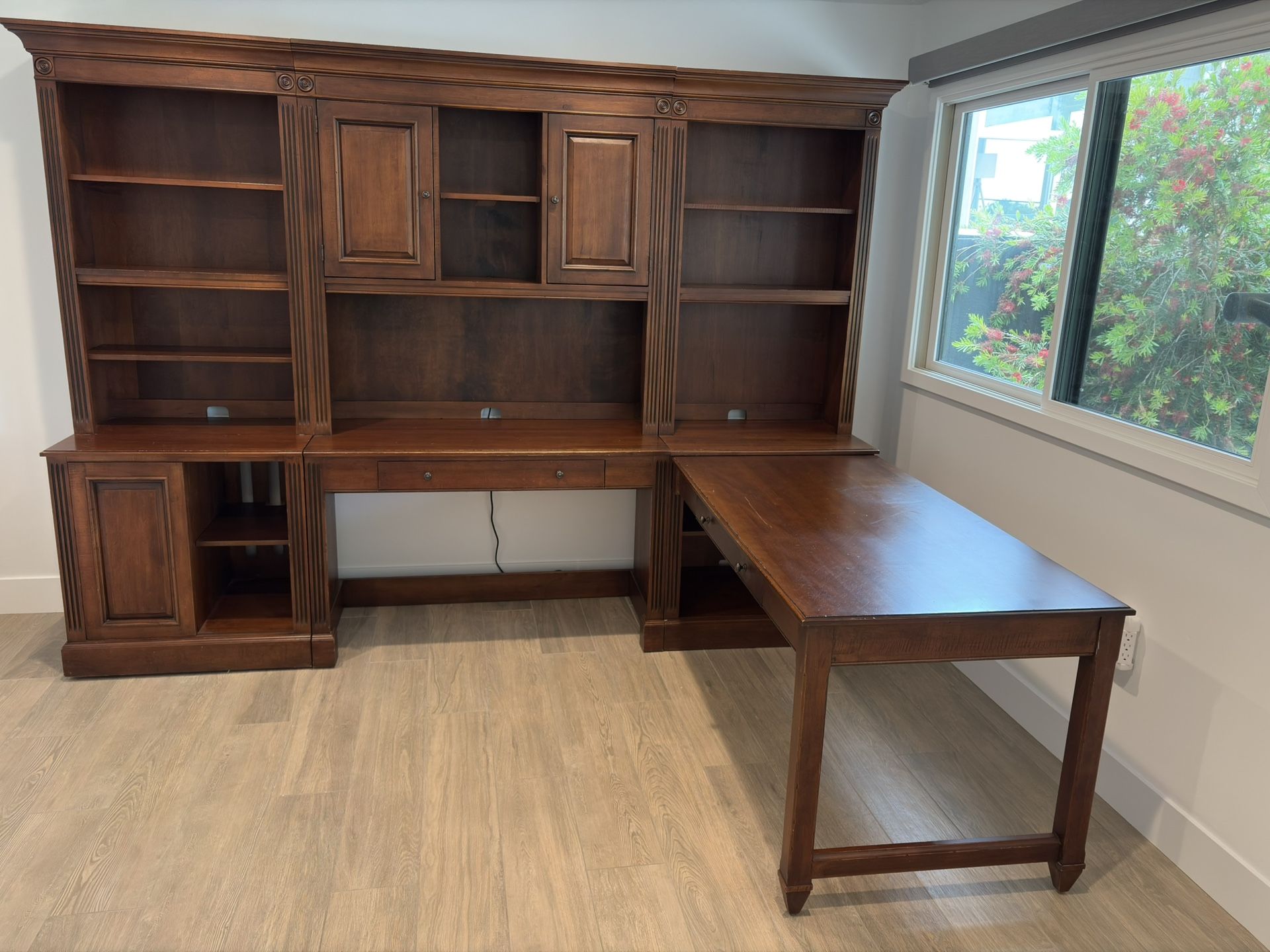 Ethan Allen Bookshelf Peninsula Desk