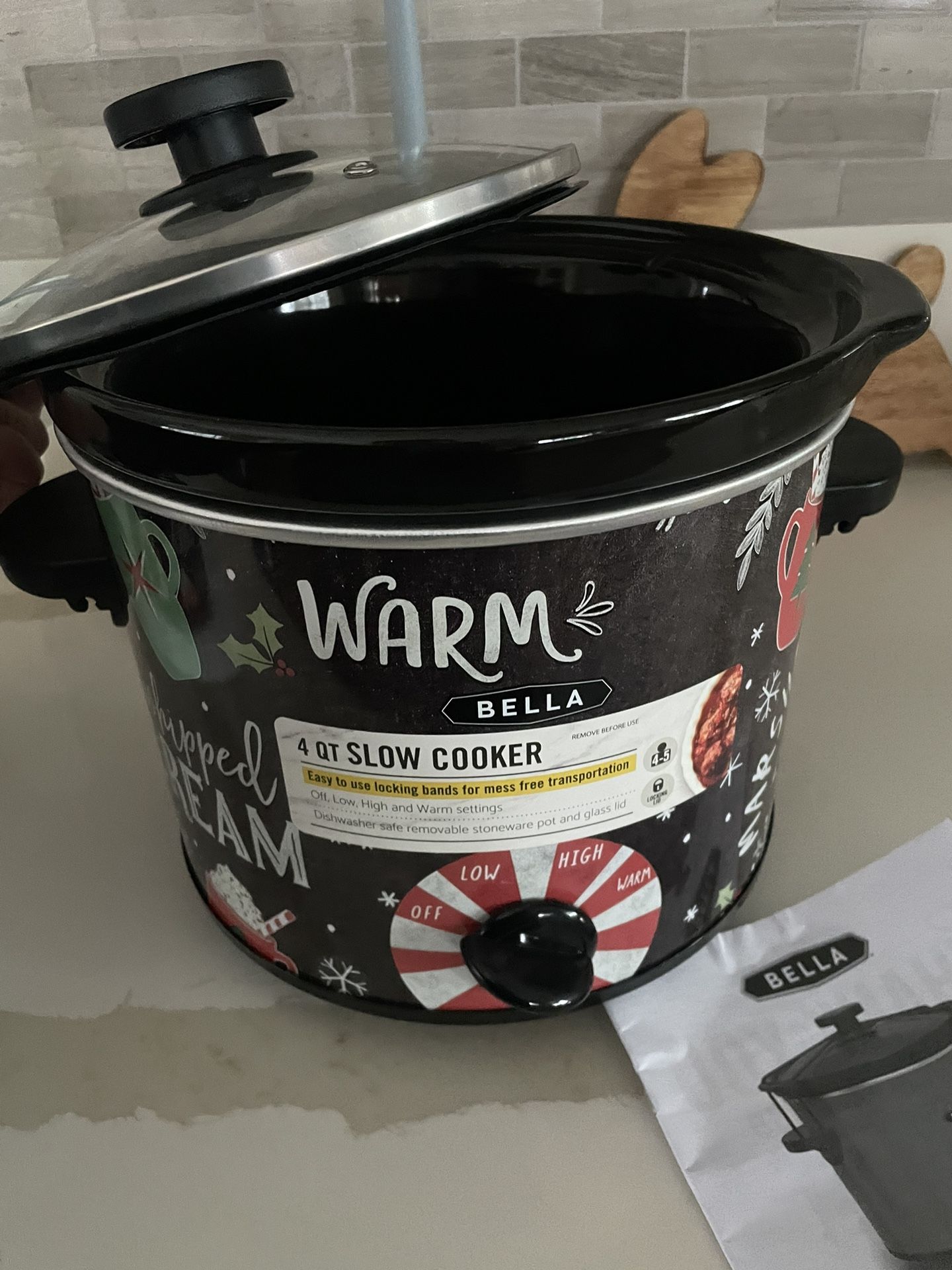BELLA 4 Quart Slow Cooker