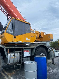 2013 Volvo VNM