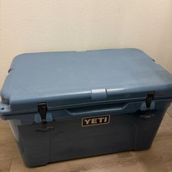 Yeti Cooler (45 Tundra)