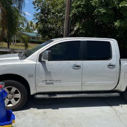 2004 Nissan Titan